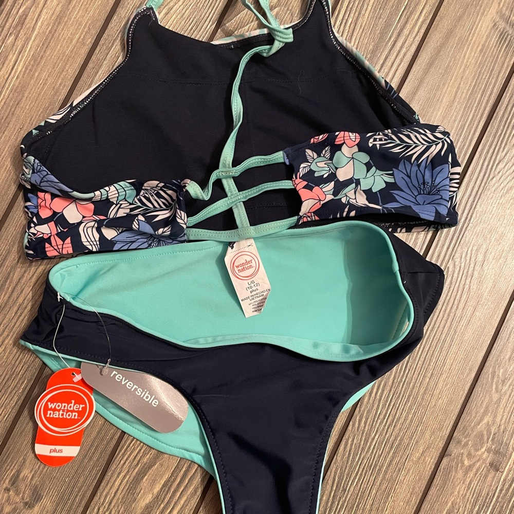 Junior Girls two piece swim suit, size L 10-12 - Picture 3 of 3